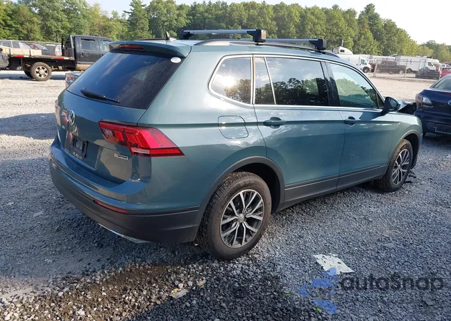 3VV2B7AX1KM201320: 42975370