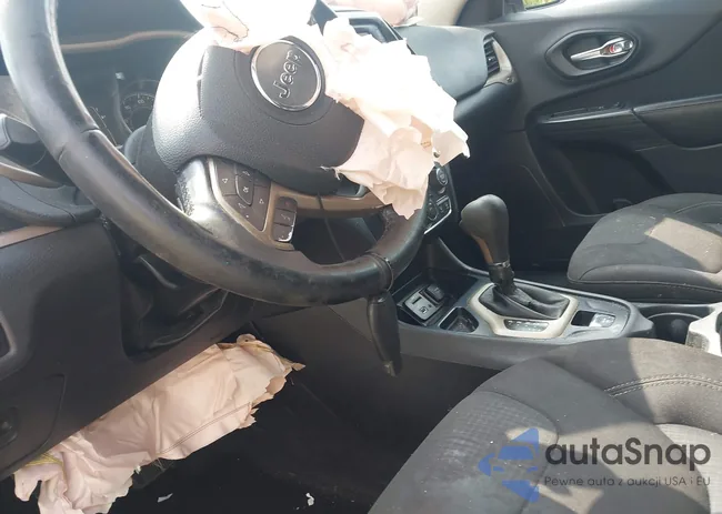 1C4PJLCB9HW522368: 42976405