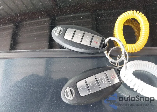 3N1AB7AP3FY350498: 42976487