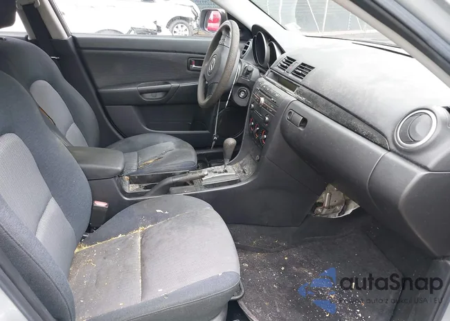 JM1BK12F181101113: 42976522