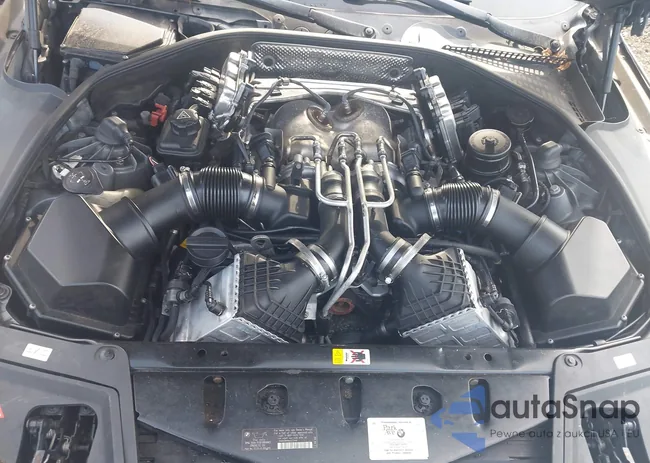 WBSFV9C58DC773853: 42976563