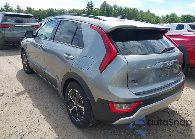 KNDCR3LE3P5063053: 42976587