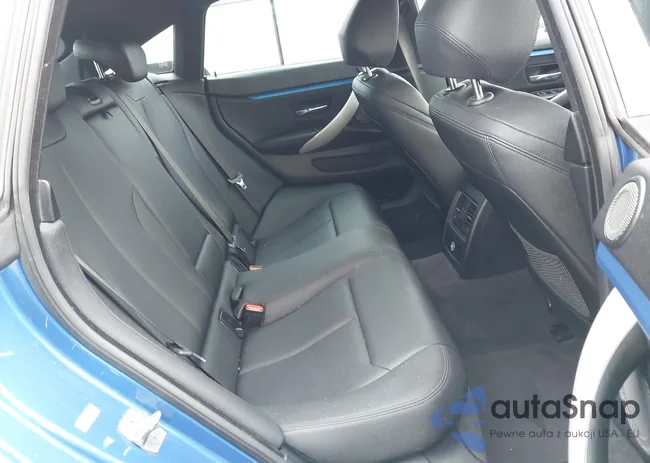 WBA4F7C54HG438570: 42976732