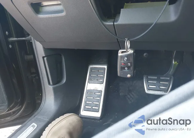 3VV2B7AX6MM050901: 42976775