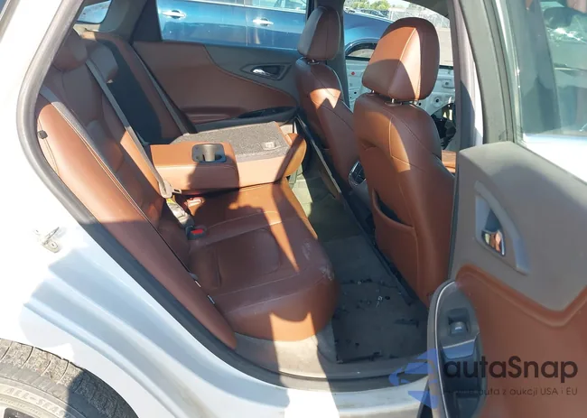 1G1ZE5STXGF319581: 42976801