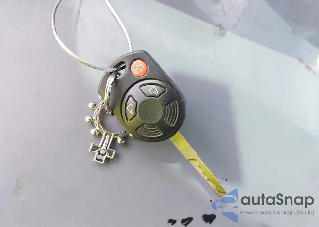 1FMCU0F76DUD70210: 42976862