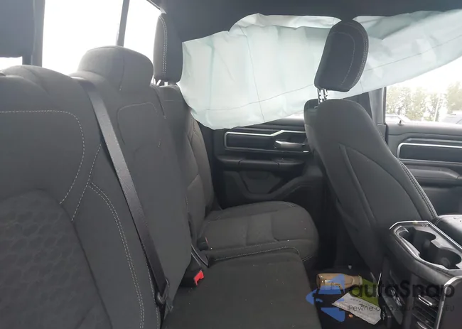 1C6SRFBP5SN523328: 42976902