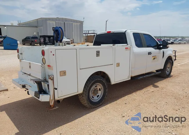 1FT7X3A61HEC32460: 42976128