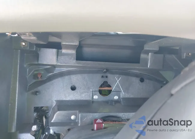 1GHDT13W8T2706456: 42976313