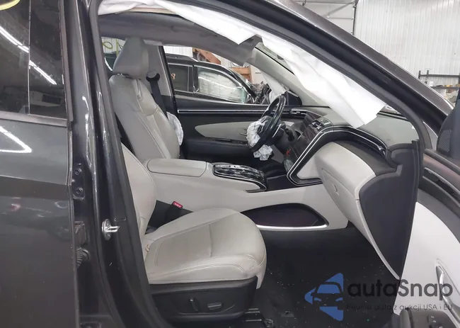 5NMJECAE0NH067979: 42976373