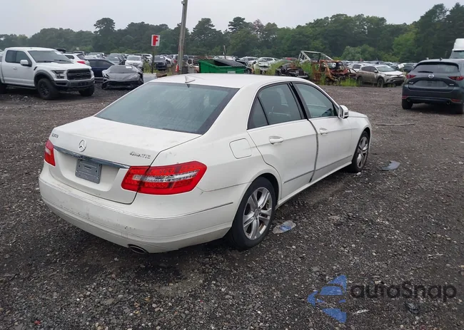 WDDHF8HB3AA145136: 42977585