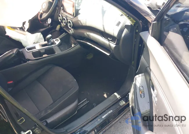 3N1AB8CV9MY226380: 42977598