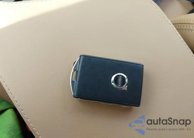 YV4H60CX4P1967593: 42977683