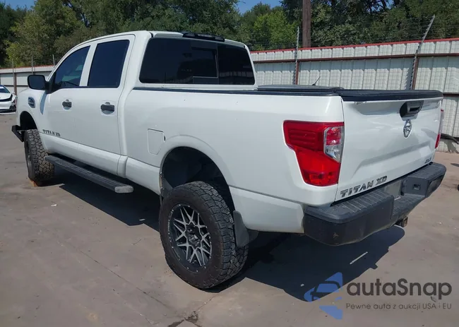 1N6BA1F37HN556251: 42977788