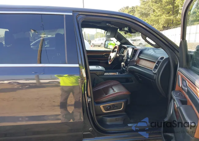 1C6SRFKT4KN839848: 42977831