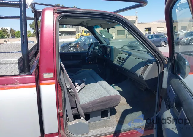 1GCGC24K5KE236095: 42977885