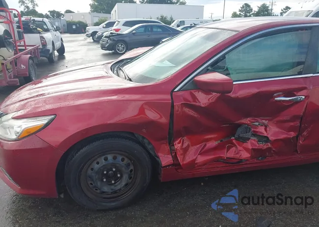 1N4AL3AP4JC141622: 42977117