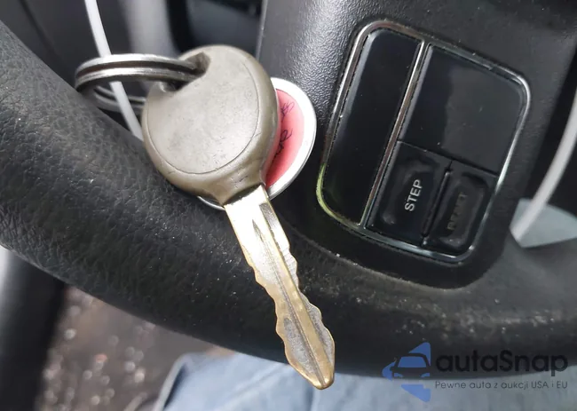 1C4NJDBB4ED652649: 42977168