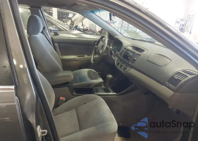 4T1BE32K14U852765: 42977219