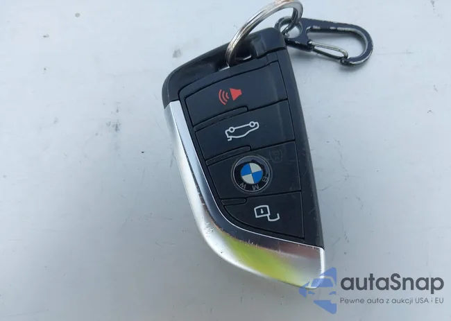 5UX43DP02P9S22694: 42977302