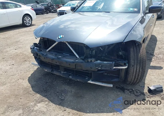 3MW5U9J09M8C13325: 42978396