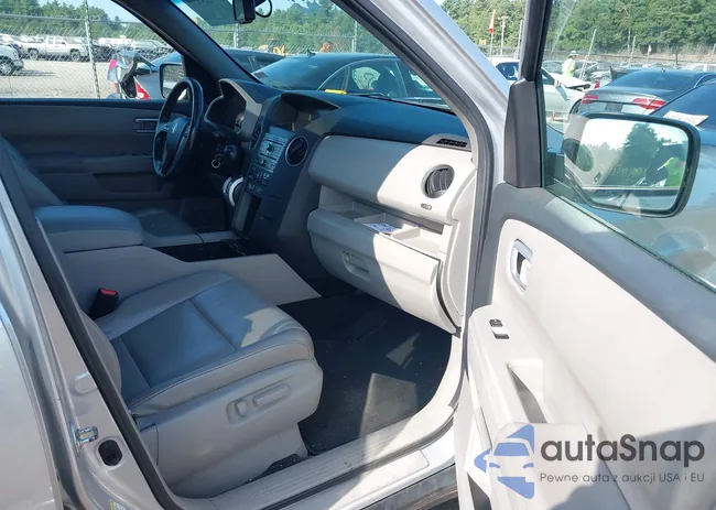 5FNYF4H63BB062322: 42978402