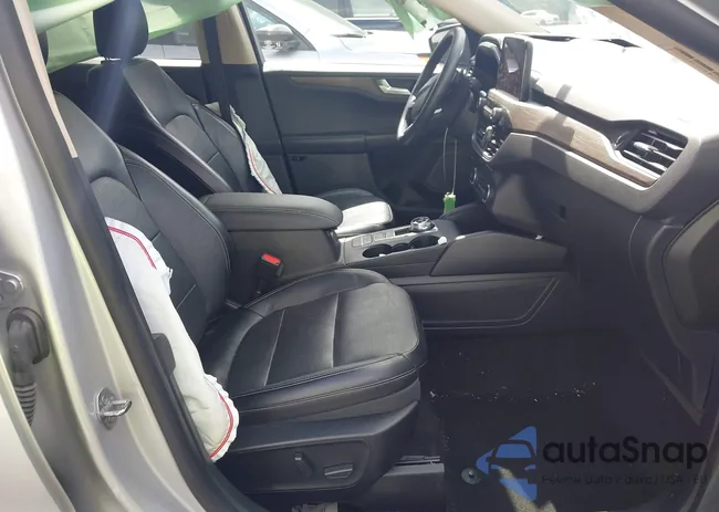 1FMCU9J97LUB17778: 42978475