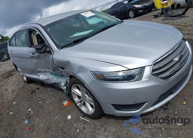 1FAHP2D89JG117388: 42978557