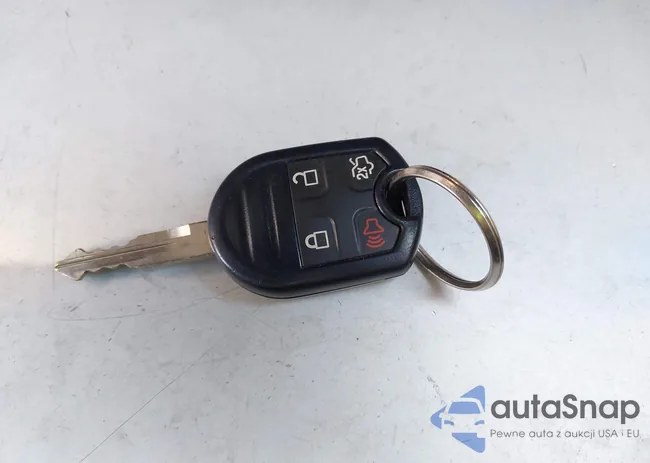 1FMCU49H48KC64156: 42978587