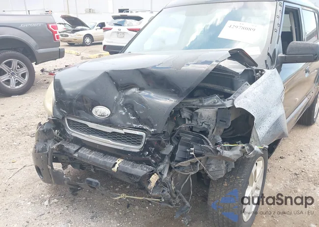 KNDJT2A27A7070286: 42978089