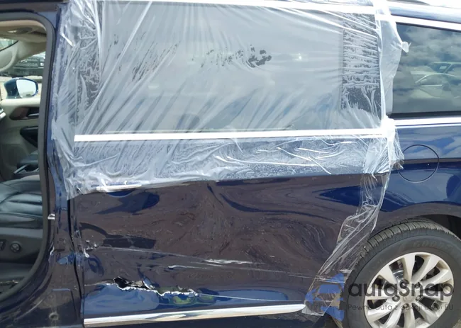 2C4RC1BGXJR350631: 42978183