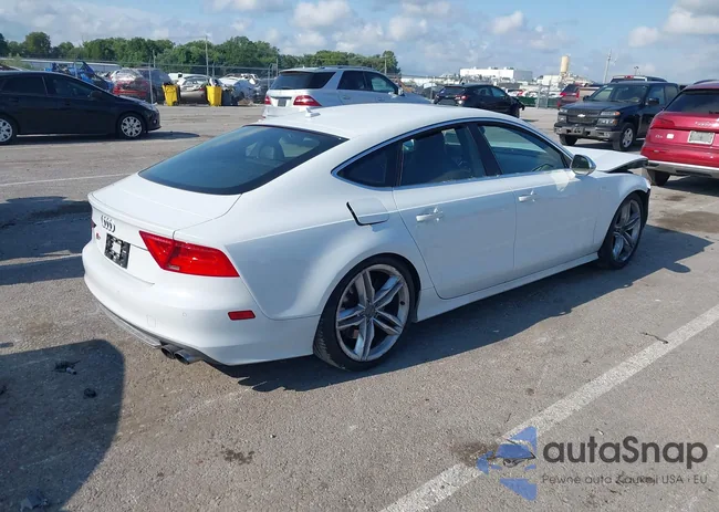 WAU32AFC2DN030542: 42978319