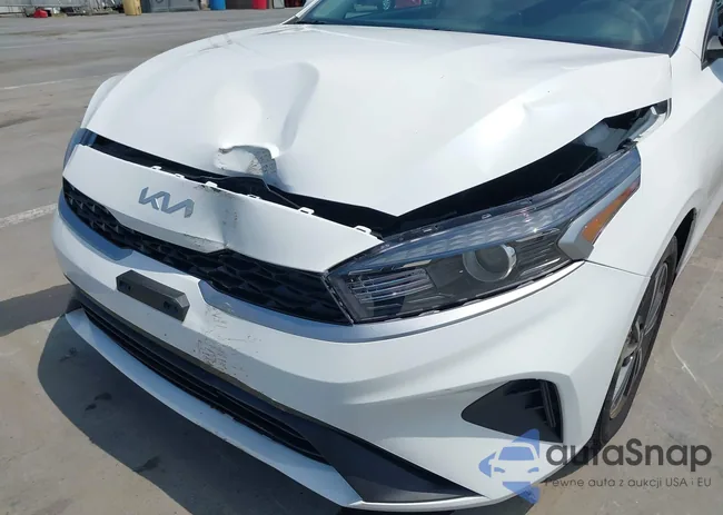 3KPF24AD1RE802414: 42979379