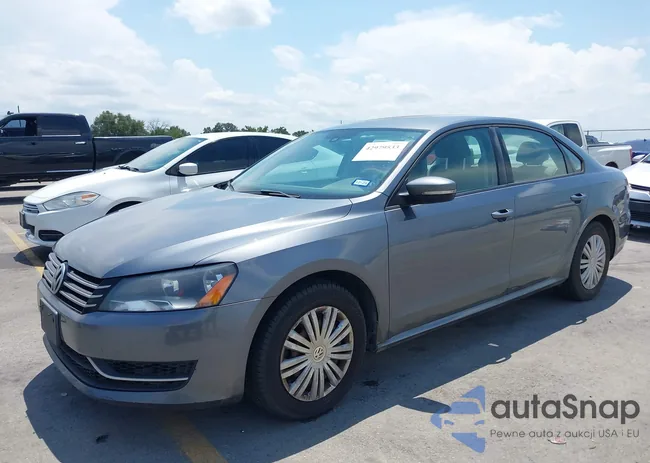 1VWAT7A32EC042816: 42979533