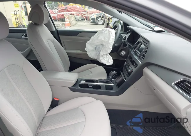 5NPE24AF9FH203555: 42979553