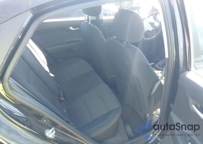 3KPA24AD0ME383121: 42979629