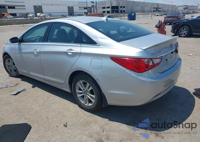 5NPEB4AC1DH656653: 42979688