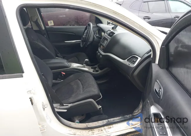 3C4PDCAB2JT384596: 42979920