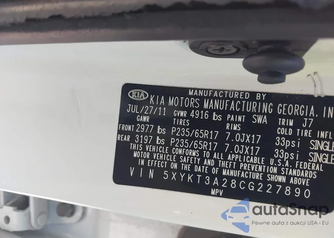 5XYKT3A28CG227890: 42979087