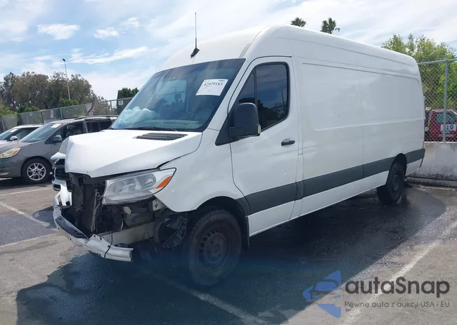 WD3PF1CD6KP027337: 42979183