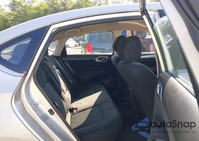 3N1AB7AP4DL563356: 42979312