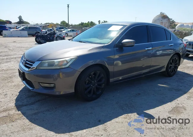 1HGCR2F57DA251682: 42979331