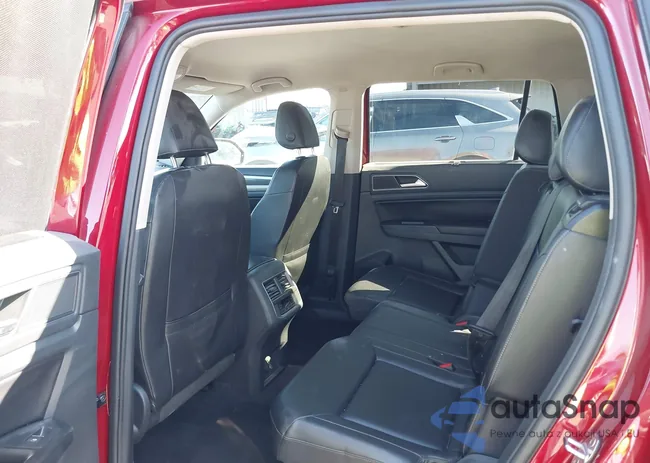 1V2LR2CA9JC520201: 42979366