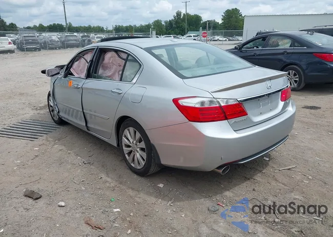 1HGCR3F87DA001505: 42980382