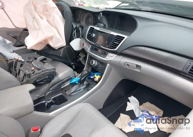 1HGCR3F87DA001505: 42980382