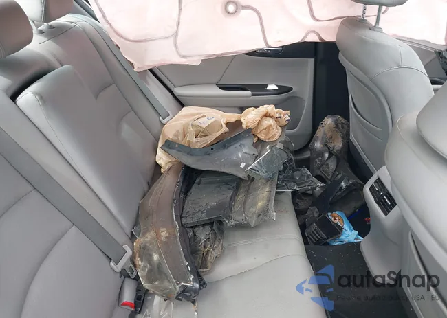 1HGCR3F87DA001505: 42980382