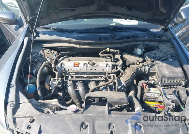 1HGCP2F60CA009779: 42980439