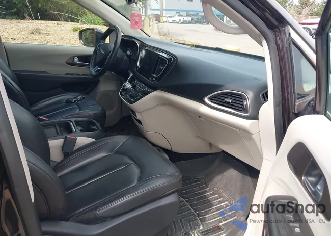 2C4RC1BG9HR729100: 42980453