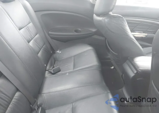 1HGCS22818A003518: 42980610