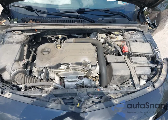 1G1ZC5ST7JF240348: 42980711